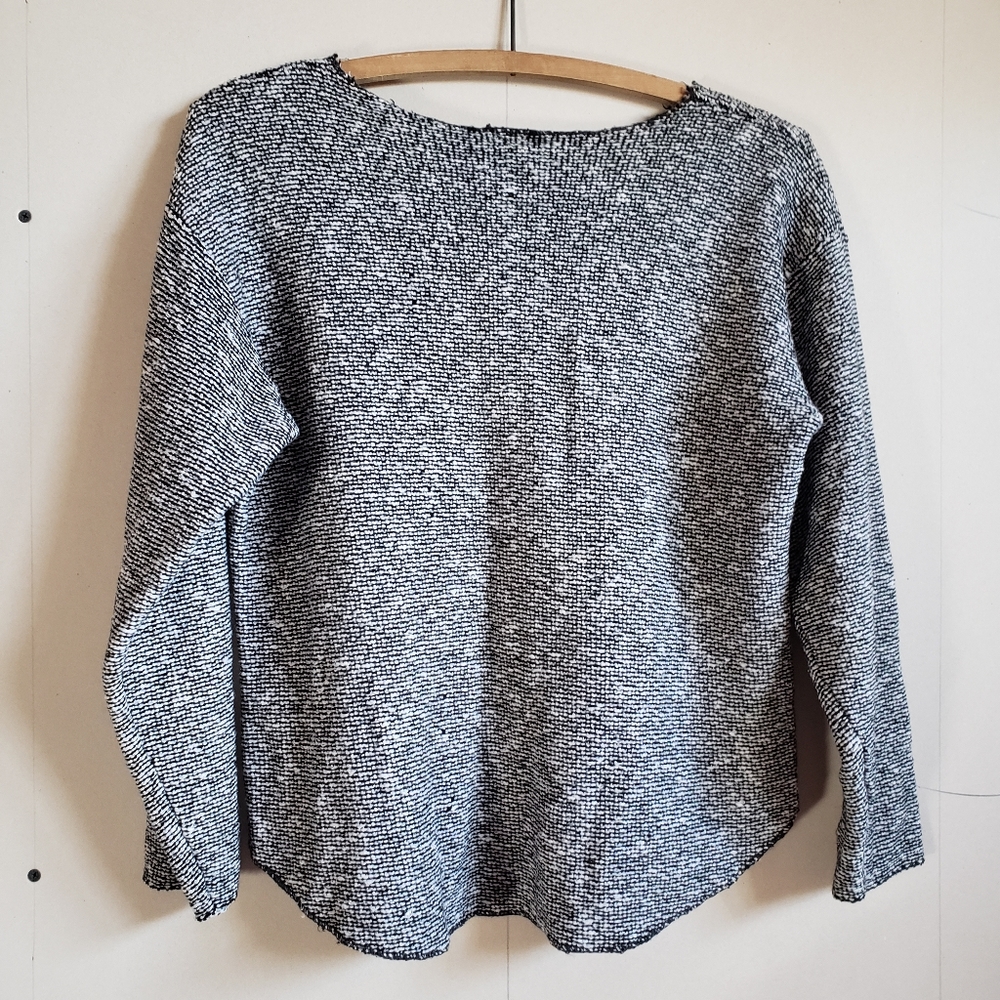 vintage black and white vintage knit 1980s cozy cropped Sweater, women's size M - Picture 7 of 15